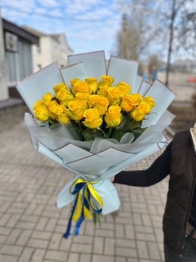 25 троянд Пенні Лейн 60 см